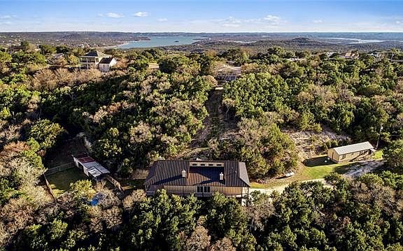 4th image of 8408 Breeze Way
