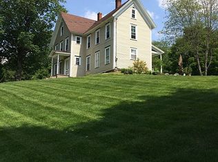 998 Advent Rd, Lake Ariel, PA 18436