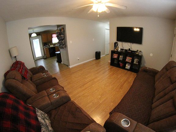 5th image of 109 Hollow Creek Dr