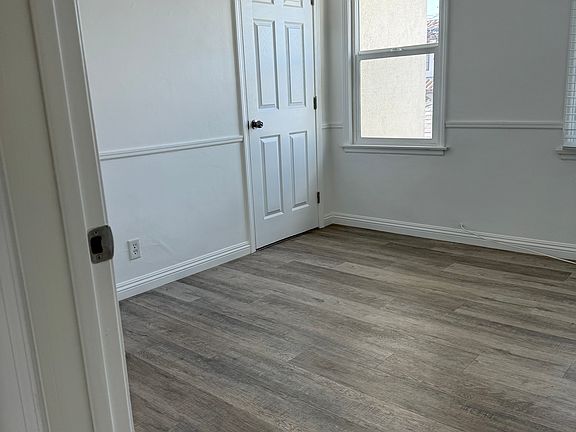 4th image of 227 Nieto Ave Unit A