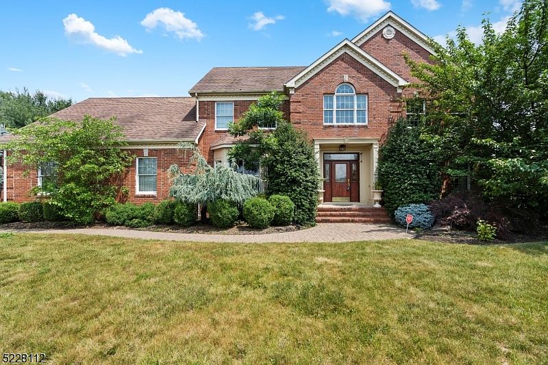 3 Zapf Ct, Somerset, NJ 08873 | Zillow