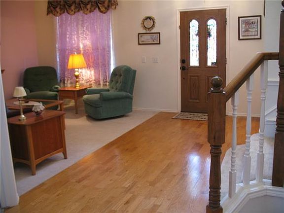 4th image of 2905 Shasta Dr