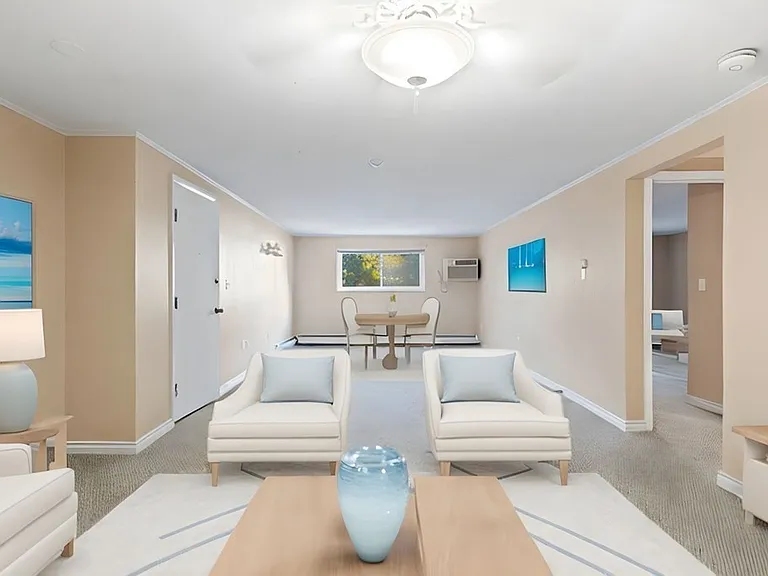 131 Creek St #5 — Photo 11