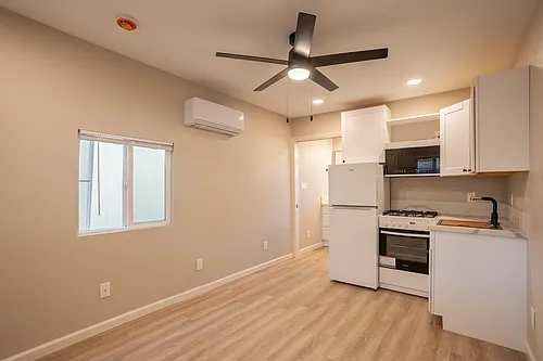946 Cherry St #10 Photo 1
