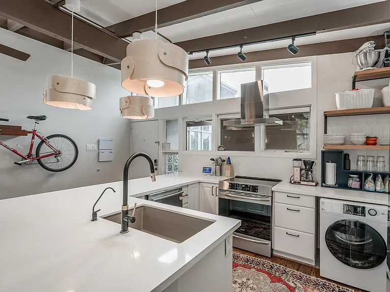5222 Memorial Dr #5222 — Photo 5