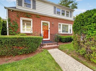 69 Stewart Avenue, Garden City, NY 11530