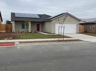 1157 S Royal Oak Ct E, Porterville, CA 93257