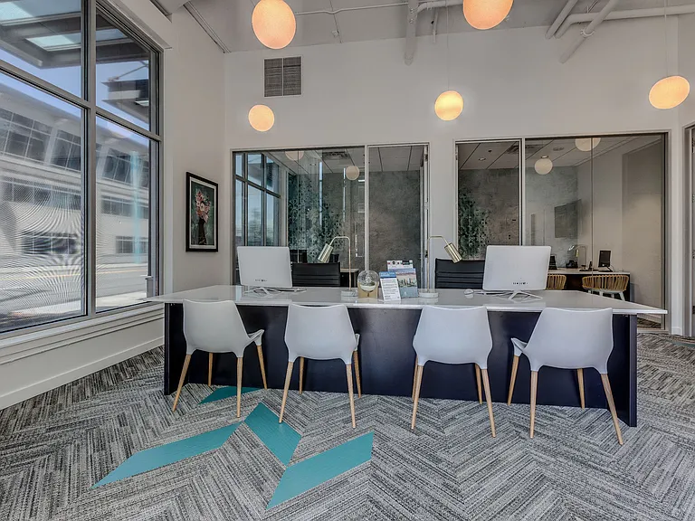 Equinox Apartments — Photo 38