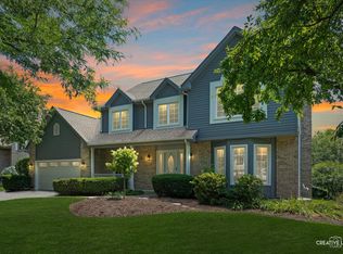 2120 Yellowstar Ln, Naperville, IL 60564