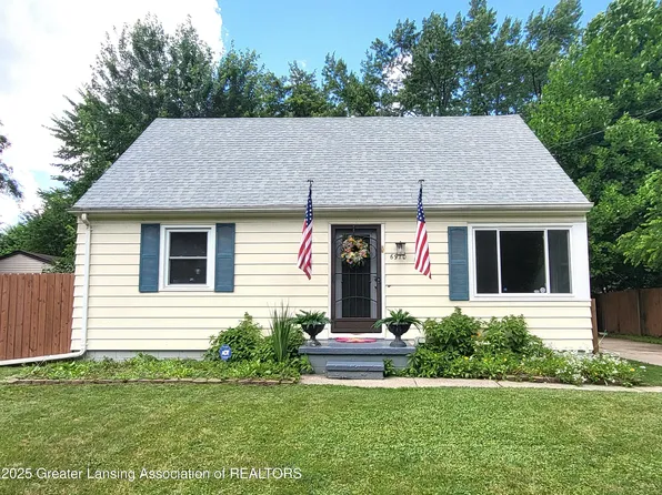 6910 Cooper Rd, Lansing, MI 48911