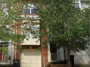 11428 Tiger Lily Ln, Fairfax, VA 22030