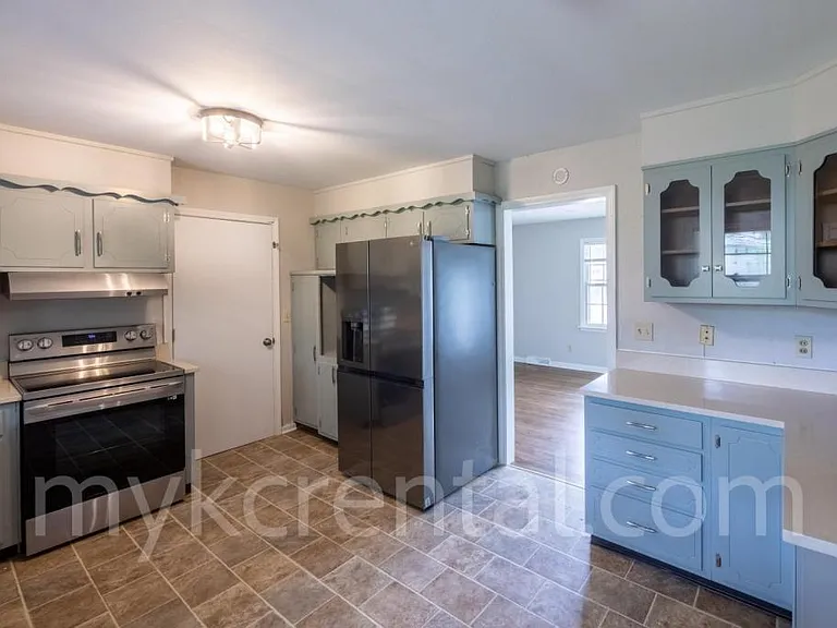 9108 W 95th St — Photo 5
