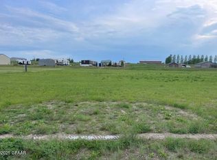 204 Ackerman Dr, Devils Lake, ND 58301