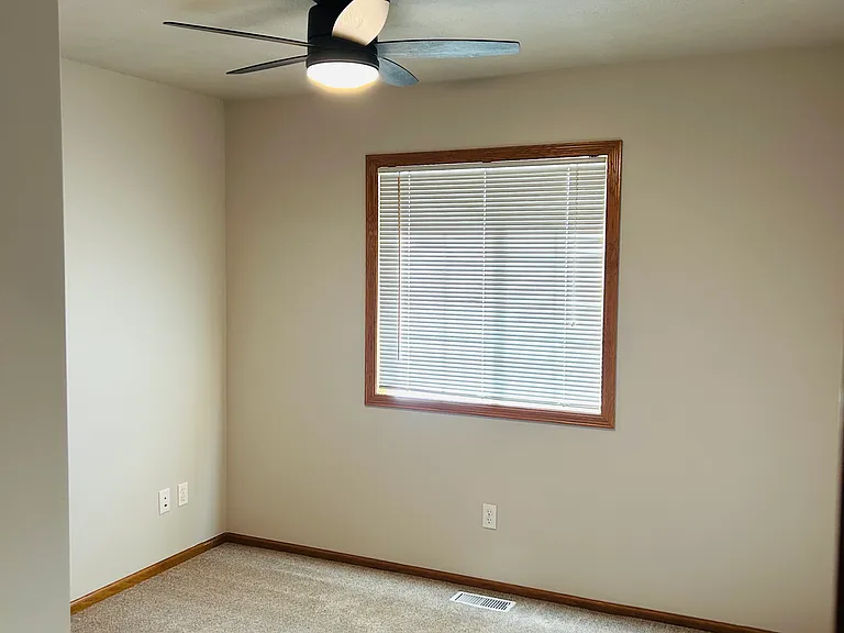 Blue Stem Cir — Photo 9