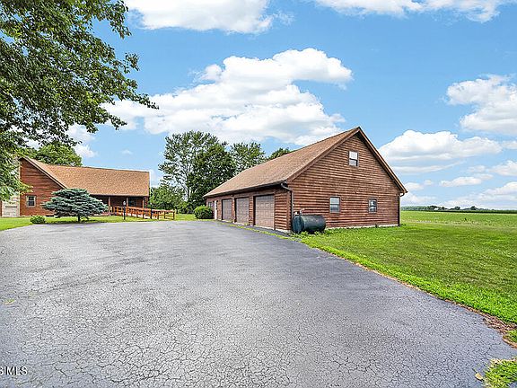 3rd image of 6428 County Road 330