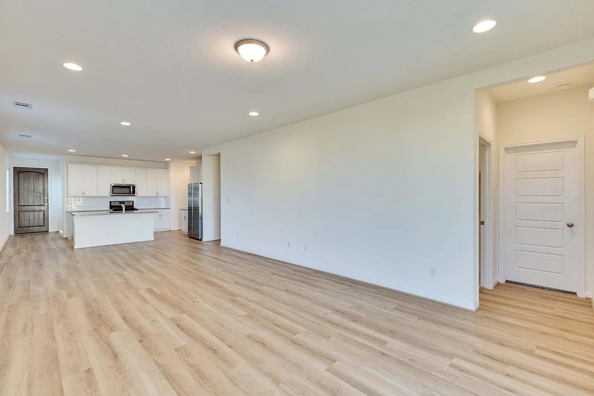 Building Photo - 200 Cold Spring Loop