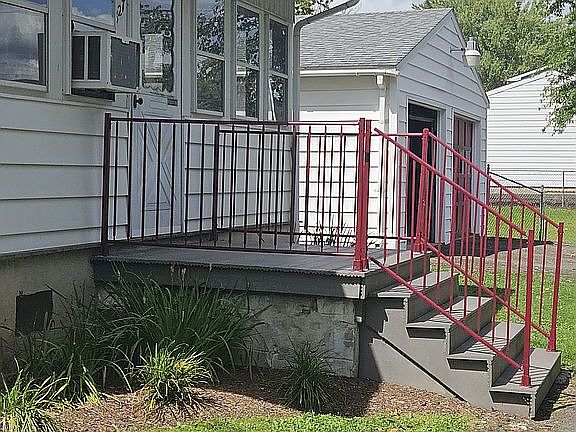 Front Entryway