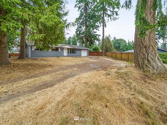 2nd image of 21729 SE 288th St