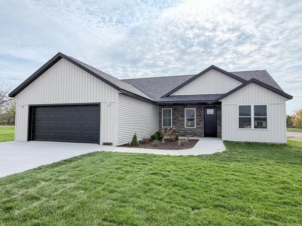 200 Diamond Ct, Wykoff, MN 55990