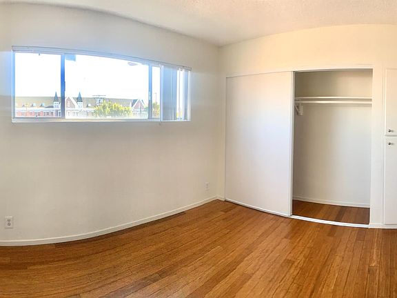 5th image of 723 N Gramercy Pl APT 20