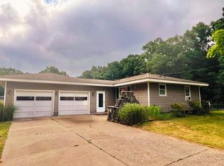 3304 Wanda Ave, Muskegon, MI 49442