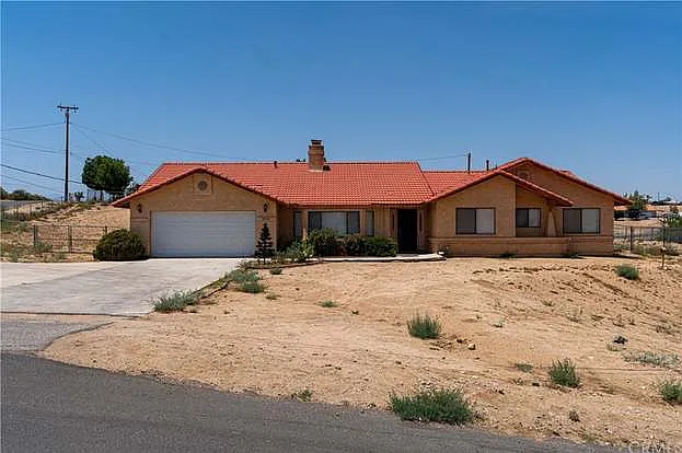 10912 Moreno Ave — Photo 15