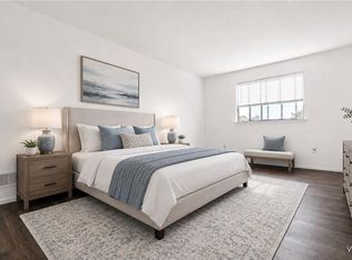 22 Windsor Ct FLOOR 1, Staten Island, NY 10314