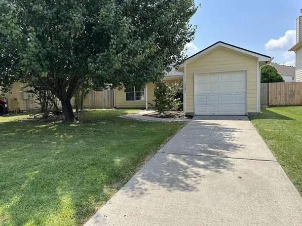12226 Greensbrook Forest Dr, Houston, TX 77044