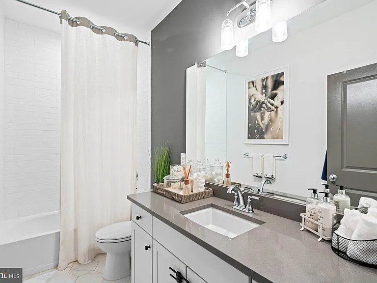 5120 Longstone Way — Photo 35