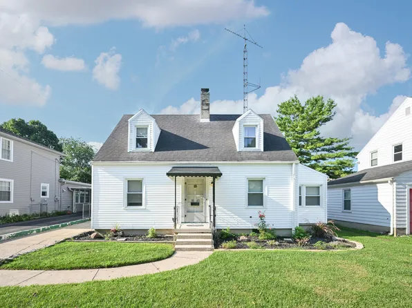 1865 Overlook Dr, Springfield, OH 45504