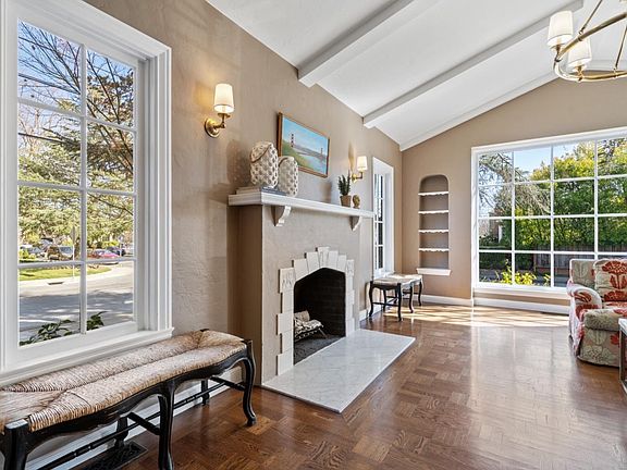 2nd image of 202 Castilian Way