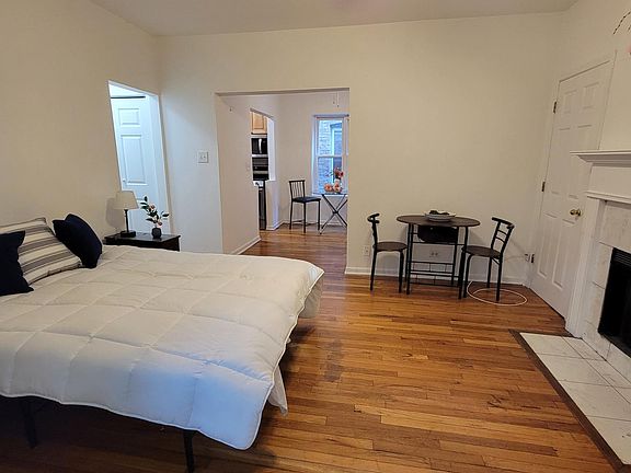 4th image of 505 W Deming Pl APT 2