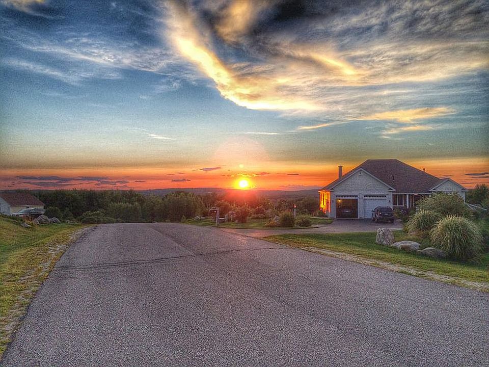 Sunset 19 Presidential Drive