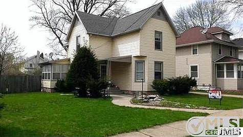 1st image of 610 Ellery Ave