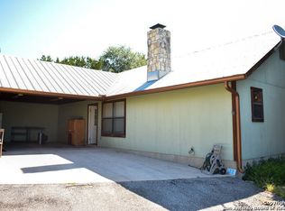 22 Cedar Crk, Concan, TX 78838