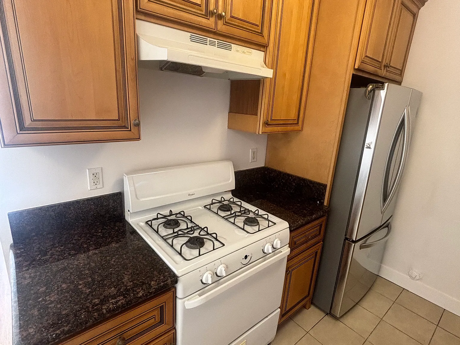 1 bed, 650 sqft, $1,850 — Photo 2