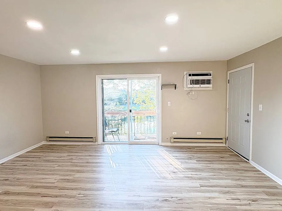 1518 Crimson Ln #2B