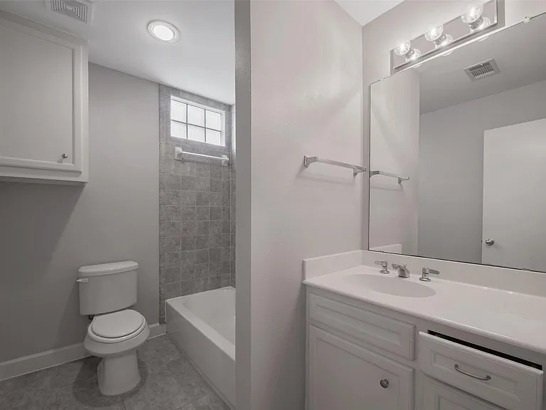 7650 Springhill St #603 — Photo 12