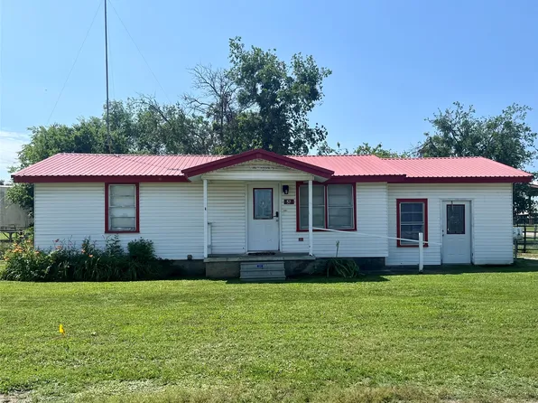 57 W Palo Pinto St, Santo, TX 76472