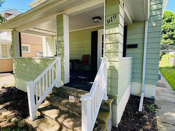 2nd image of 919 Bridgman St