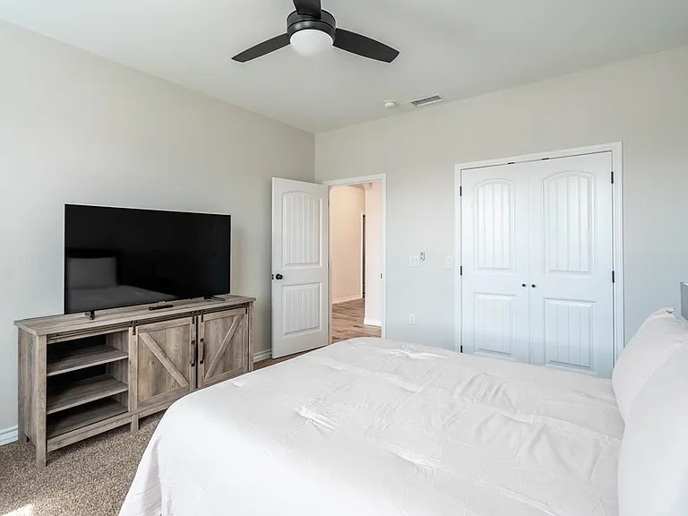 3611 El Cajon Ave — Photo 17