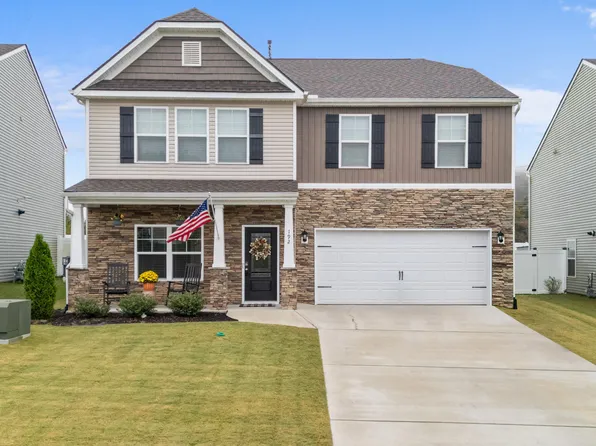 192 Centennial Village Dr, Oak Ridge, TN 37830