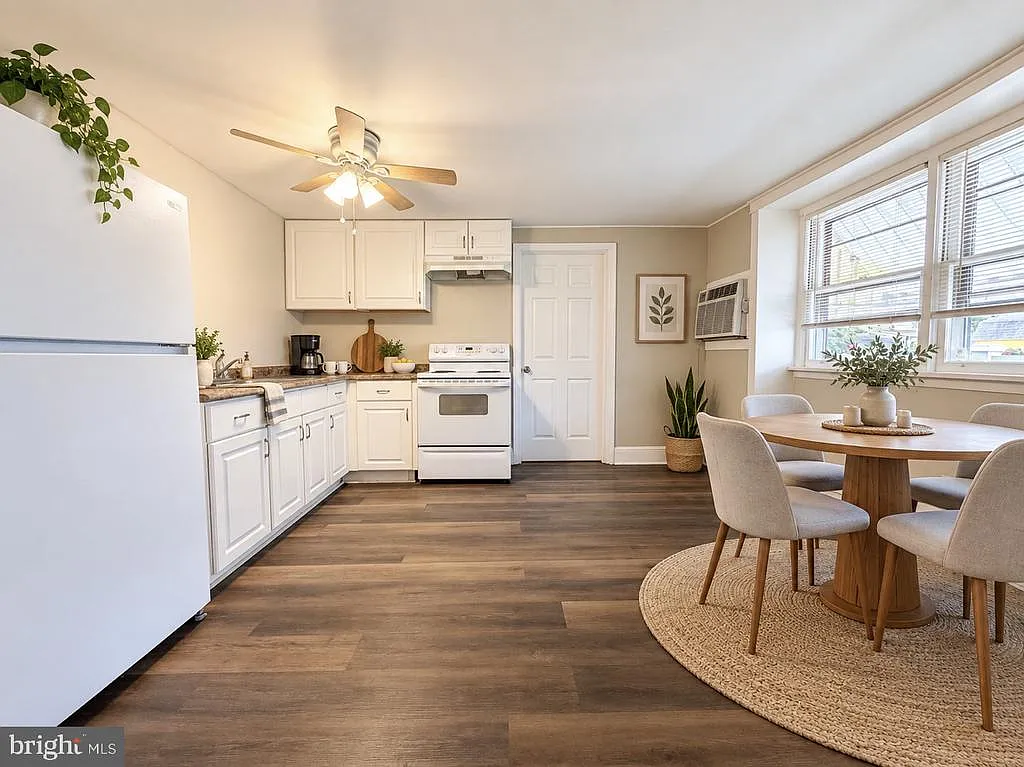 2 bed, 1.0 bath, 1928 sqft, $1,750 — Photo 3
