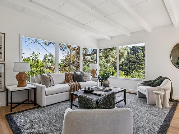 3rd image of 485 Montecito Avenue