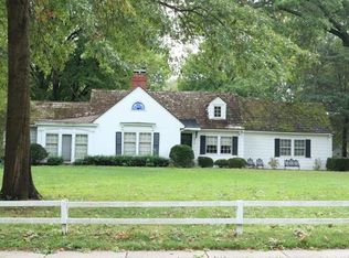 6812 Reeds Rd, Overland Park, KS 66204