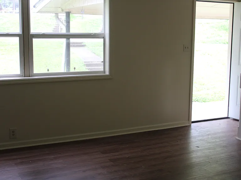 310 Florida Ave — Photo 3