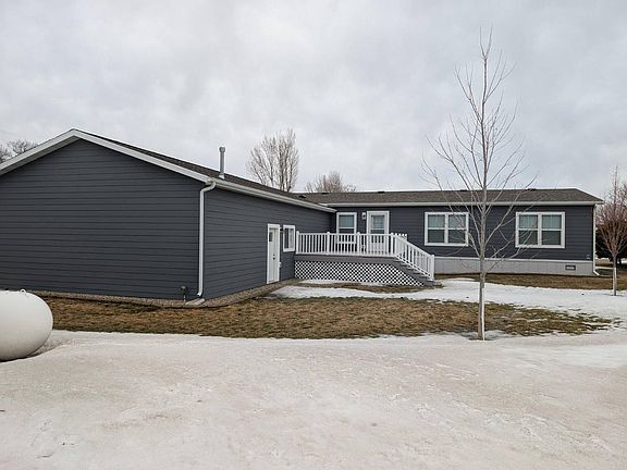 3rd image of 309 1st St E