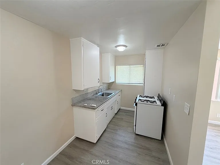 316 N San Gabriel Ave #A — Photo 6