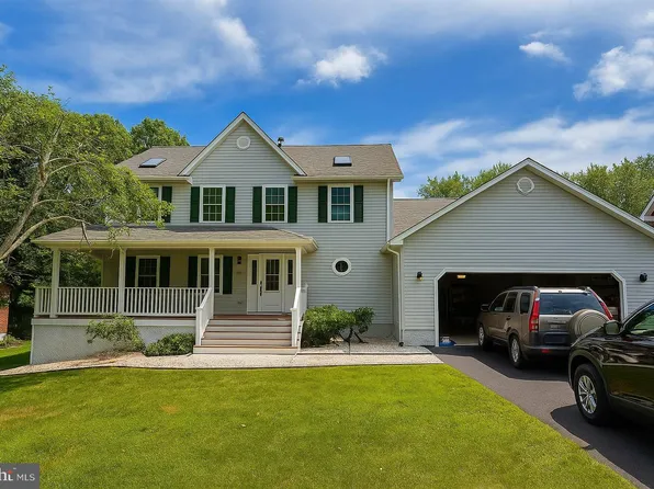 225 Windridge Acres Ct, Silver Spring, MD 20905