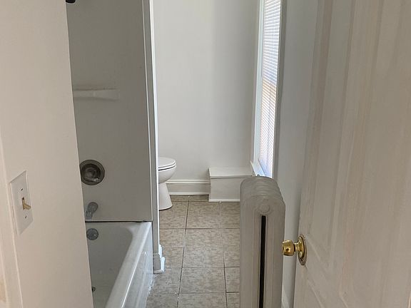 3rd image of 107 W Harvey St #3EF